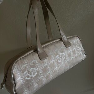 CHANEL Travel line bag